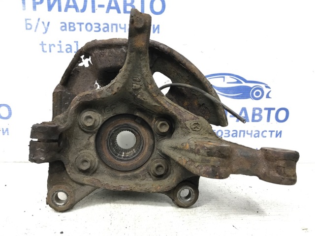Кулак поворотный передний левый KD3533031A MAZDA