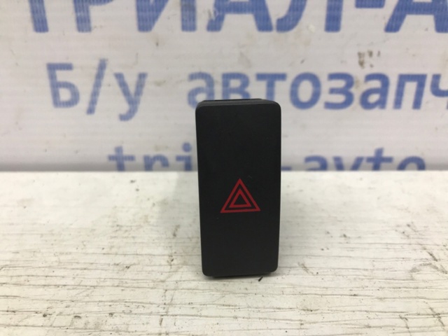 Кнопка аварийной сигнализации KD45664H0 MAZDA