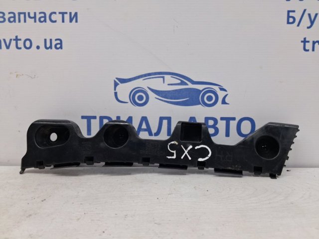 Кронштейн бампера заднего, внешний правый KD53502H1 MAZDA