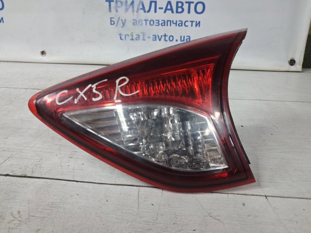 Фонарь задний внутренний правый KD53513F0B MAZDA