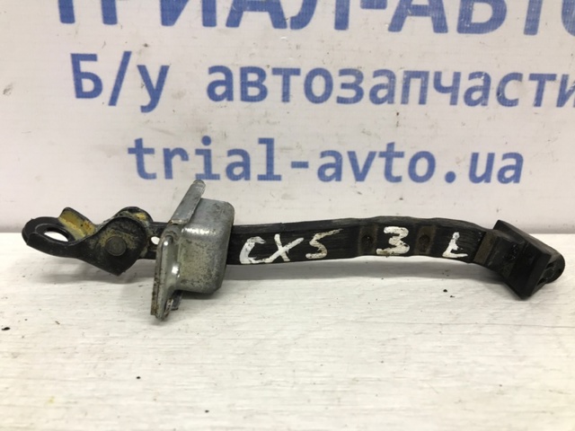 MAZDA KD5372270 Ограничитель открывания двери задний в наличии Харьков