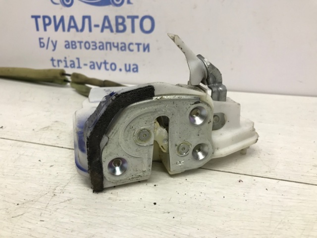 MAZDA KD5372310 Замок двери задней правой в наличии Ужгород