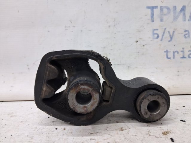 Подушка двигателя KD6239040 MAZDA