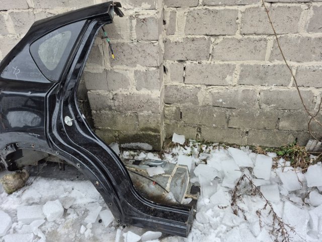 KDY370410C MAZDA Крыло заднее правое купить в Николаев