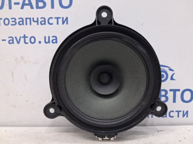 Динамик задний KE7066960 MAZDA