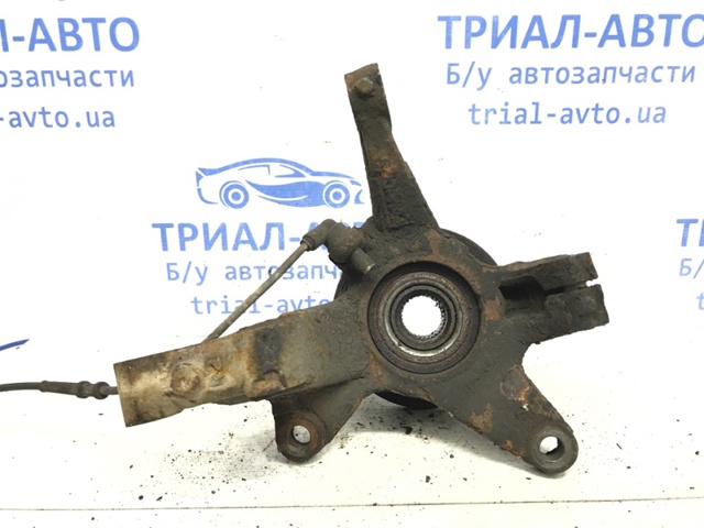 Цапфа поворотного кулака L20633020A MAZDA