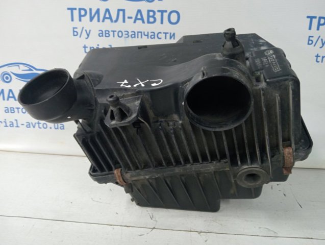 Корпус воздушного фильтра L33E13320A MAZDA