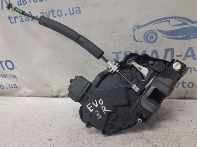 Замок задней правой двери  LR011302 LAND ROVER