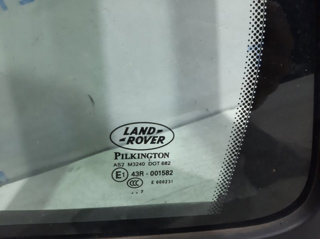 LR044701 LAND ROVER Стекло-форточка двери задней левой купить в Каменское