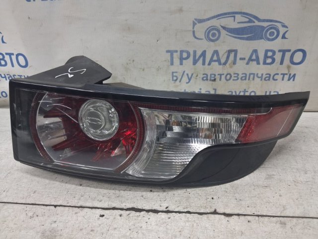Задний правый стоп LR058816 LAND ROVER