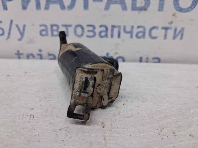MITSUBISHI MB358361 Насос заднего омывателя в наличии Киев