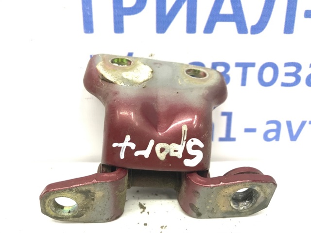 Петля задней правой двери MB546472 MITSUBISHI