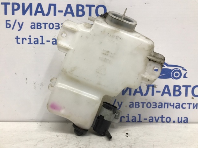 Бачок омывайки заднего стекла MB628750 MITSUBISHI