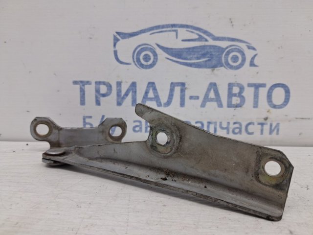 MB866526 Петля капота правая купить Житомир