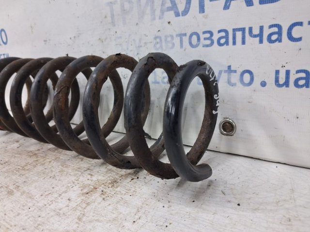 MITSUBISHI MN101522 Пружина задняя в наличии Хмельницкий