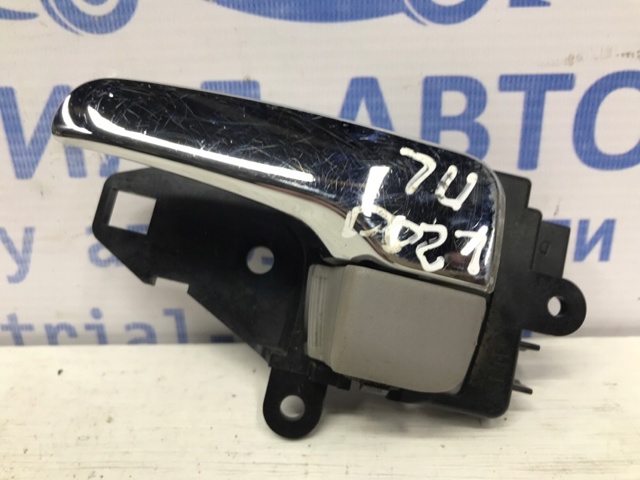 MN105359 MITSUBISHI Ручка двери левой внутренняя передняя/задняя купить в Павлоград