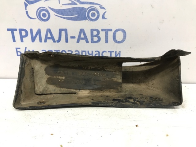 MN117280 MITSUBISHI Брызговик задний правый купить в Ровно