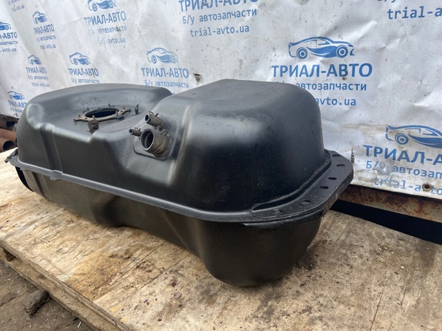 MN120096 MITSUBISHI Бак топливный купить в Николаев