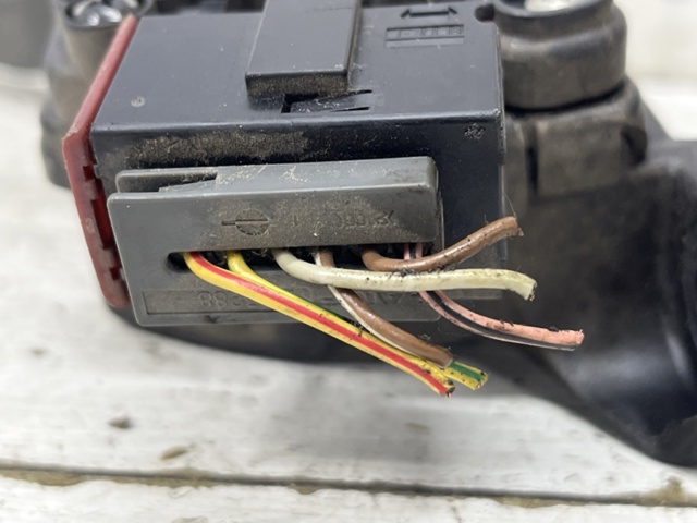 Педали газа MN125792 MITSUBISHI