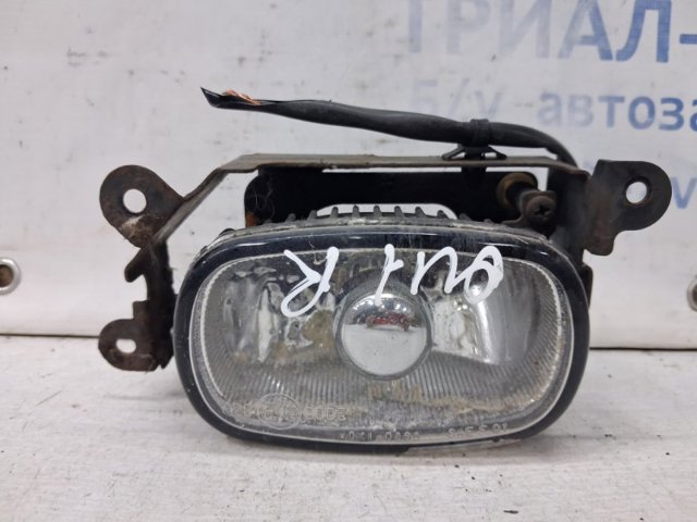 Правая противотуманная фара MN133370 MITSUBISHI