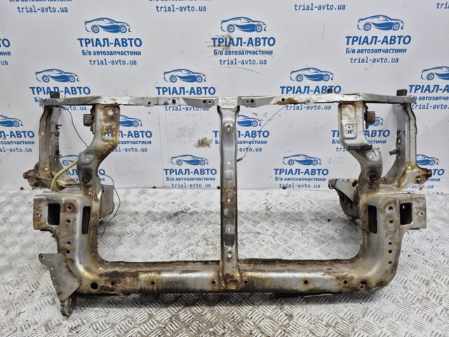 Суппорт радиатора в сборе MN133539 MITSUBISHI