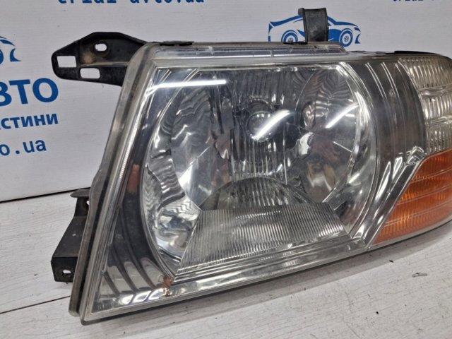 MN133747 MITSUBISHI Фара левая купить в Киев