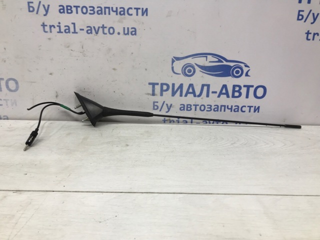 Антенна автомобильная Mitsubishi Lancer 9