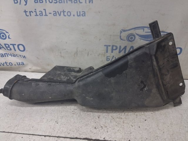 Воздухозаборник воздушного фильтра Mitsubishi Lancer 9
