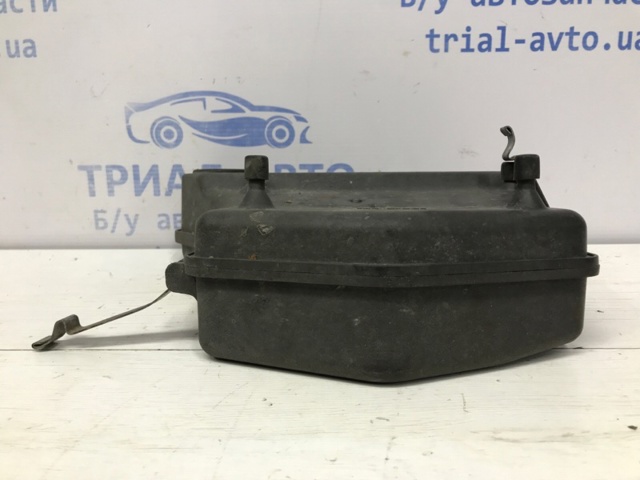MN135298 Резонатор воздушного фильтра купить Николаев