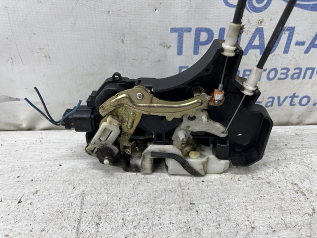 MITSUBISHI MN145942 Замок двери задней правой в наличии Чернигов