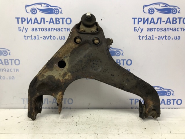 Рычаг передний нижний левый MN150411 MITSUBISHI