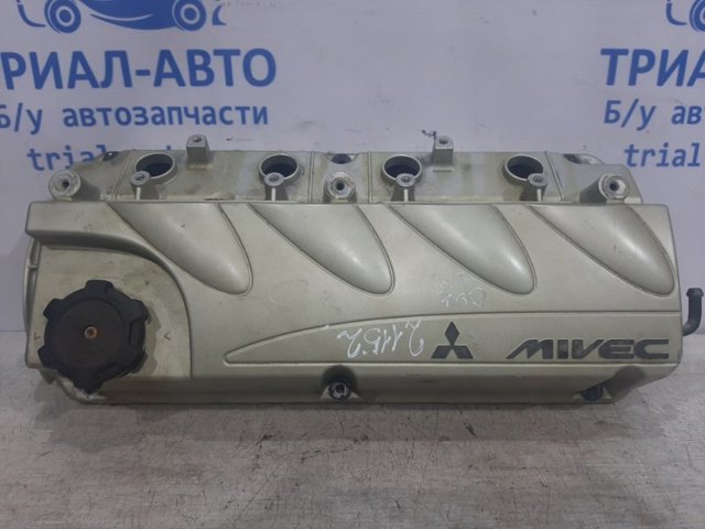 Крышка клапанов MN155312 MITSUBISHI