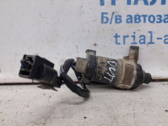 Насос омывателя фар MN159376 MITSUBISHI