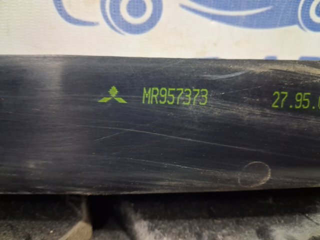 Задняя левая фара MN186269 MITSUBISHI