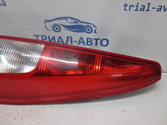 Правый стоп-сигнал MN186270 MITSUBISHI