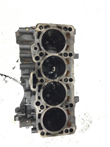 MN980001 MITSUBISHI Блок цилиндров двигателя купить в Ровно