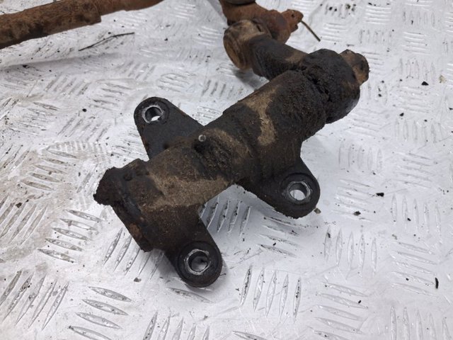 Тяга рулевая центральная MR133560 MITSUBISHI