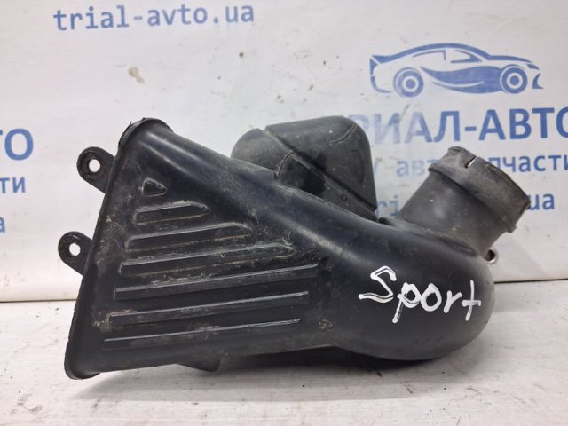 MR266190 MITSUBISHI Воздухозаборник воздушного фильтра купить в Львов