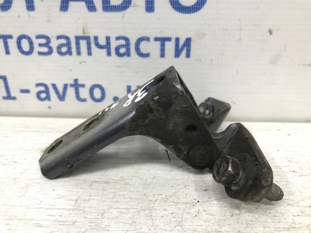 MR302270 Петля двери задней правой купить Черновцы