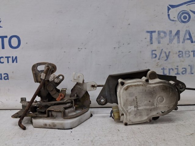 MR313409 MITSUBISHI Замок двери задней левой купить в Николаев