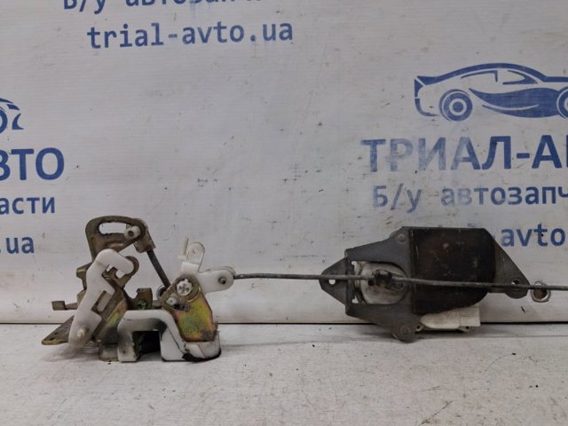 Замок задней правой двери  MR313410 MITSUBISHI