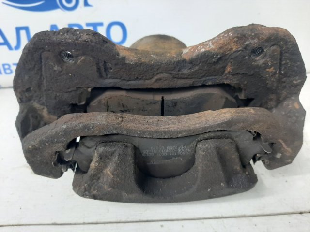 MR370776 MITSUBISHI Суппорт тормозной передний правый купить в Запорожье