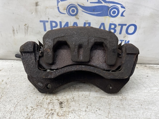 Тормозной суппорт MR370776 MITSUBISHI