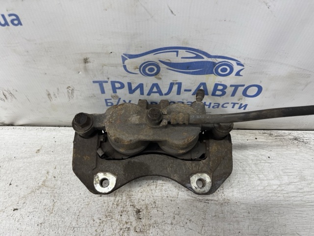 MR370776 Суппорт тормозной передний правый купить Киев