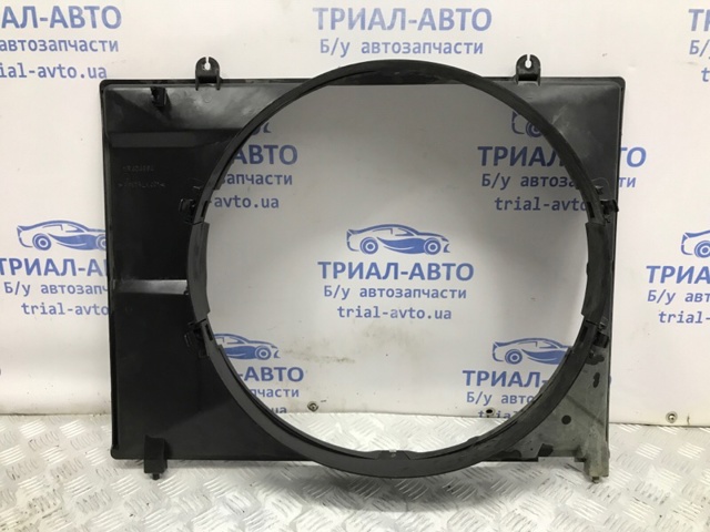 Воздуховод радиатора MR404894 MITSUBISHI