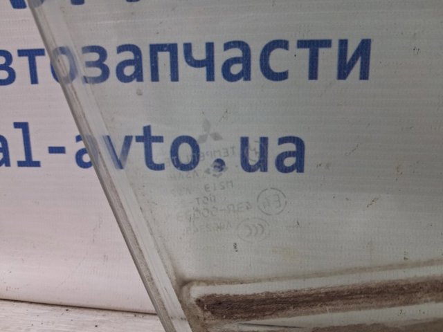MITSUBISHI MR436974 Стекло двери передней правой в наличии Львов
