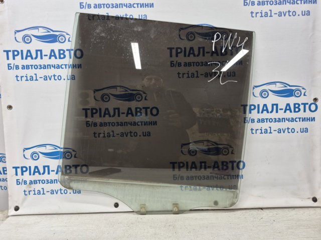 Стекло заднее левое MR436981 MITSUBISHI