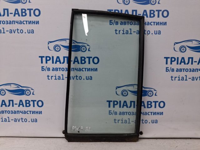 Стекло-форточка двери, задней, левой MR436985 MITSUBISHI