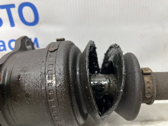 Привод правый MR453384 MITSUBISHI
