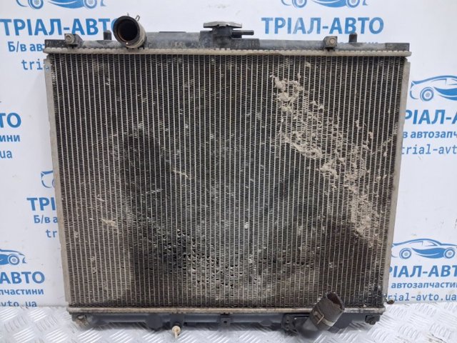 Радиатор охлаждения двигателя MR464265 MITSUBISHI